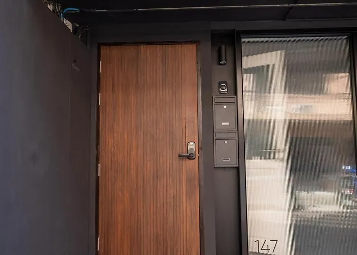 Designer Townhouse 4 Mins Walk To Bts Bang Chak Apartment