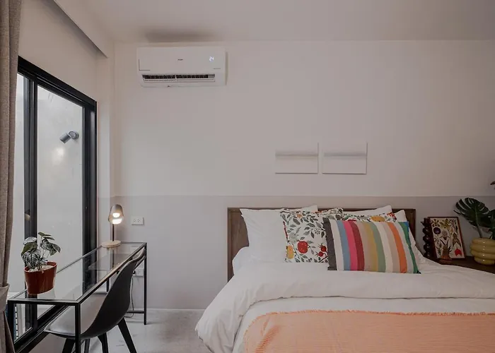Designer Townhouse 4 Mins Walk To Bts Bang Chak *