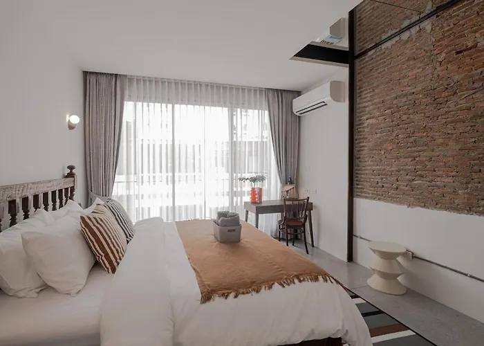 Designer Townhouse 4 Mins Walk To Bts Bang Chak Apartment *